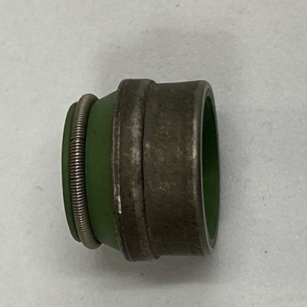 画像2: バルブステムシール/ゴルフ2 (2)